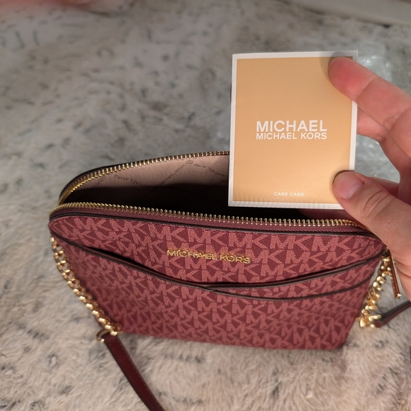 Michael Kors Burgundy Crossbody Bag Monogram Jet Set Adjustable Strap - Picture 5 of 6